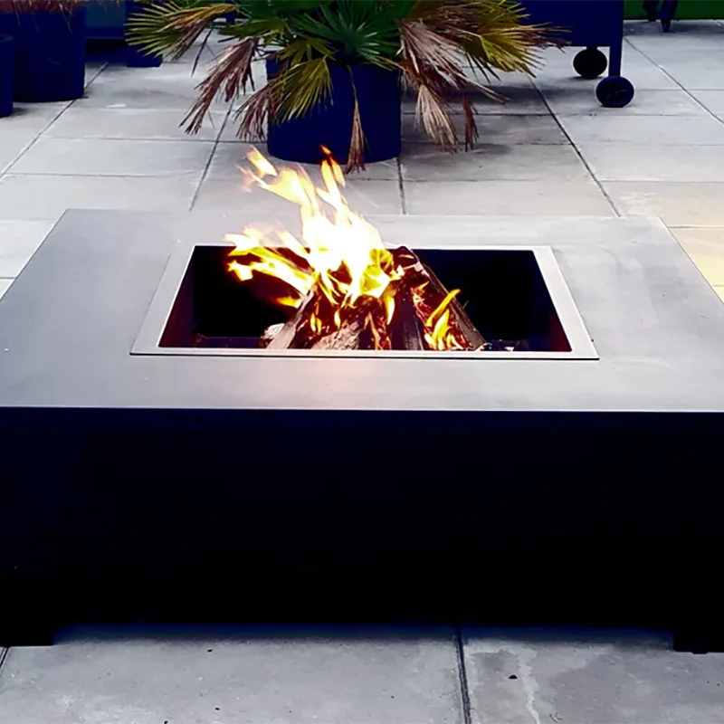 Weather-Resistant Large Outdoor Gathering Fire Pit Weather-Resistant Large Outdoor Gathering Fire Pit